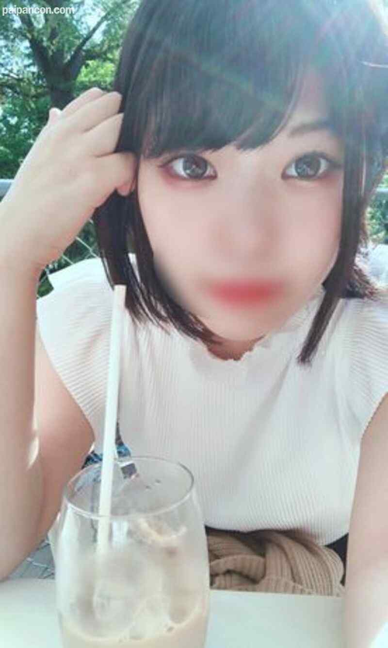 FC2-PPV-1403603 - No.11 彼氏と別れてヤケになってハメ撮りに応じた２０歳パパ活女子。 cover.jpg