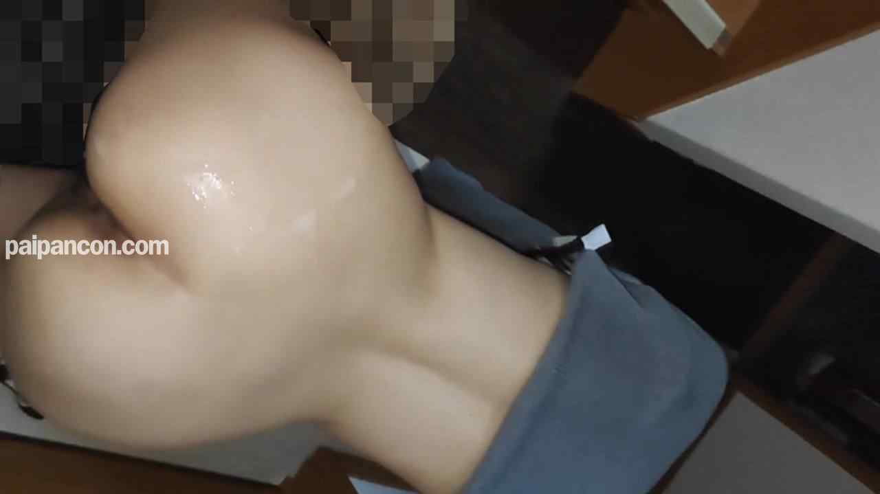 FC2-PPV-1556546 - 【個人】巨乳の二児の*、保育園に子供を迎えに行く途中に声をかけ自宅にて犯す thumbnail_7.jpg