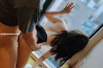 FC2-PPV-1616555 - 【個人】オフィスの目の前でガラス越しに他人棒で犯され興奮しながらも無許可で中出しされる美人妻。 cover.jpg