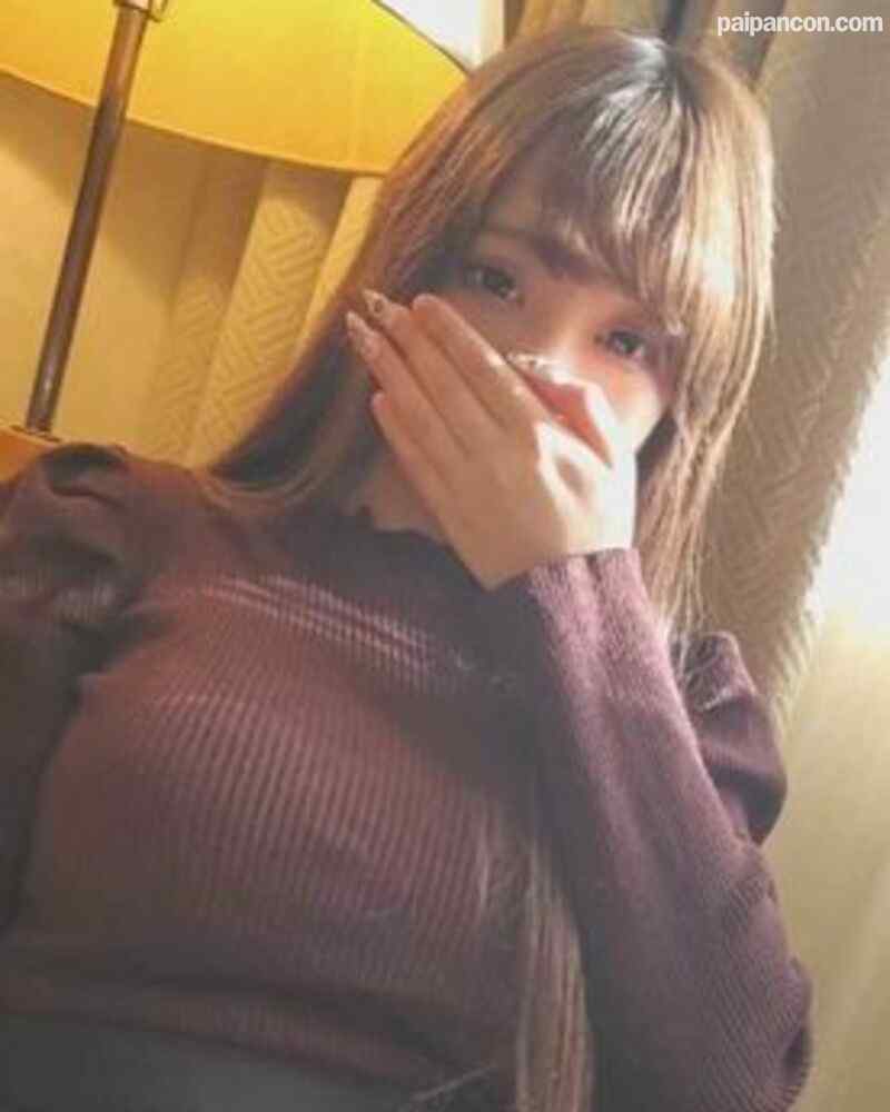 FC2-PPV-1953637 - 訳アリ動画【無修正】隠れ巨乳のJDと猫カフェデート・パイズリ中出し cover.jpg