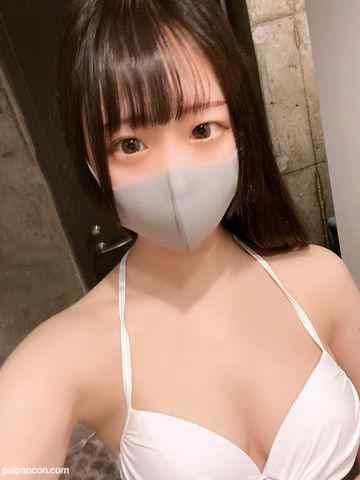 FC2-PPV-3148902 - 【数量限定再販！】先着10名30000→25000 18歳みかちゃん最新作！純白ビキニで初プール！高級スイートルームを貸切り初ごっくん,大量中出しの2本番 cover.jpg