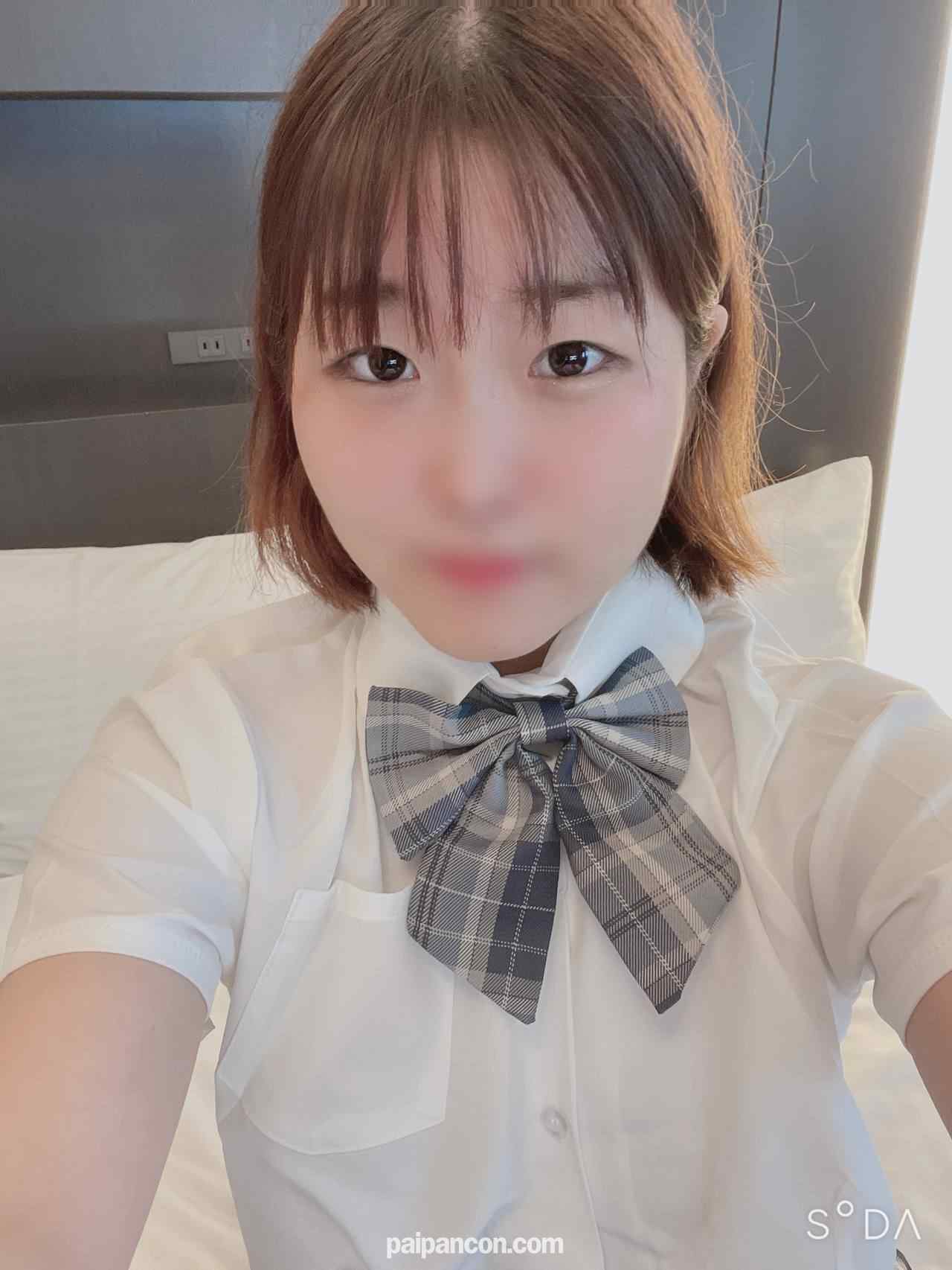 FC2-PPV-3188605 - 【無・特典】真面目な優等生と♡プルプルおっぱい、桃尻、そして制服着衣セックス thumbnail_2.jpg