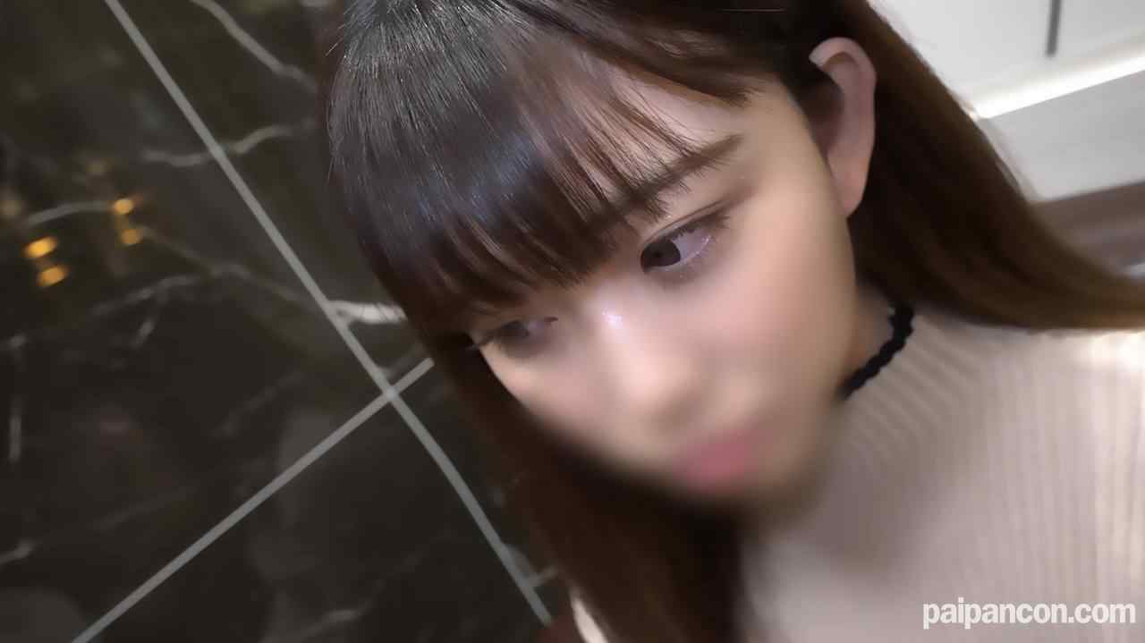 FC2-PPV-3270174 - 【幼・未発達】春に卒業したての18歳だけどカラダはまだ成熟しきれてなくて、その幼肌を中年男が欲望のまま楽しみ生中出しする映像。 thumbnail_0.jpg