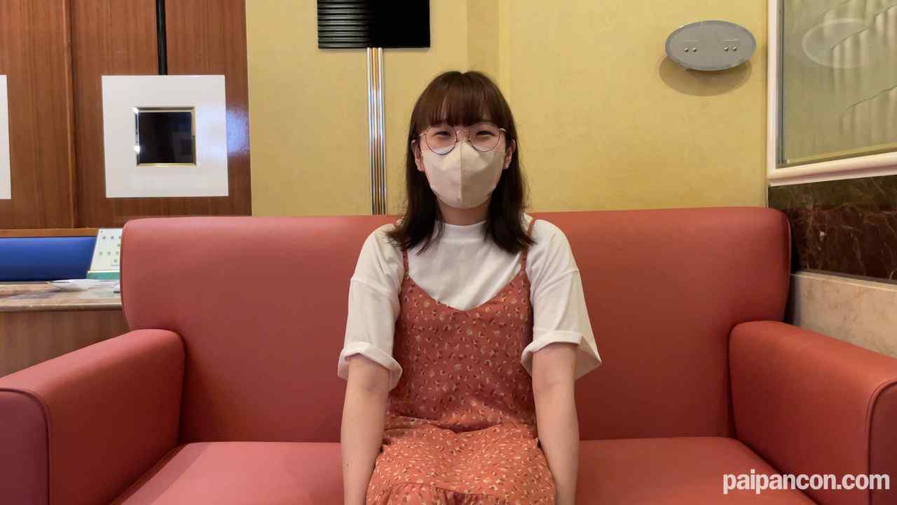 FC2-PPV-3617227 - 【番外編】お堅い職種のメガネっ子OLとハメ撮り。チンポ慣れしてない素朴なメガネっ子のおマンコに肉棒貫きよがらせまくる。 thumbnail_0.jpg