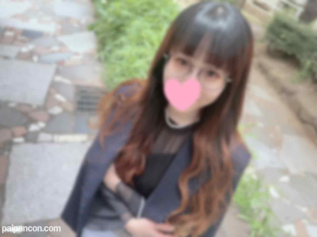 FC2-PPV-3806409 - 【無修正】【初撮り】お洒落な眼鏡ムスメ。ミニマム身体の口/リ乳首をいやらしくこねくり回され発情。ソーセージみたいに巨大なチンチンにじゅぼじゅぼ甘舐め！ thumbnail_0.jpg