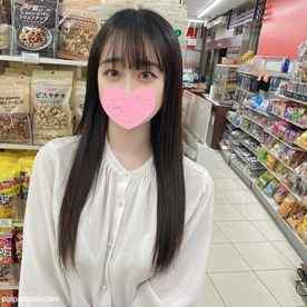 FC2-PPV-3949091 - 色白で清楚系な大〇生の女を満足するまで大勢の男達で犯して連続中 出し。おまけ多数！ cover.jpg