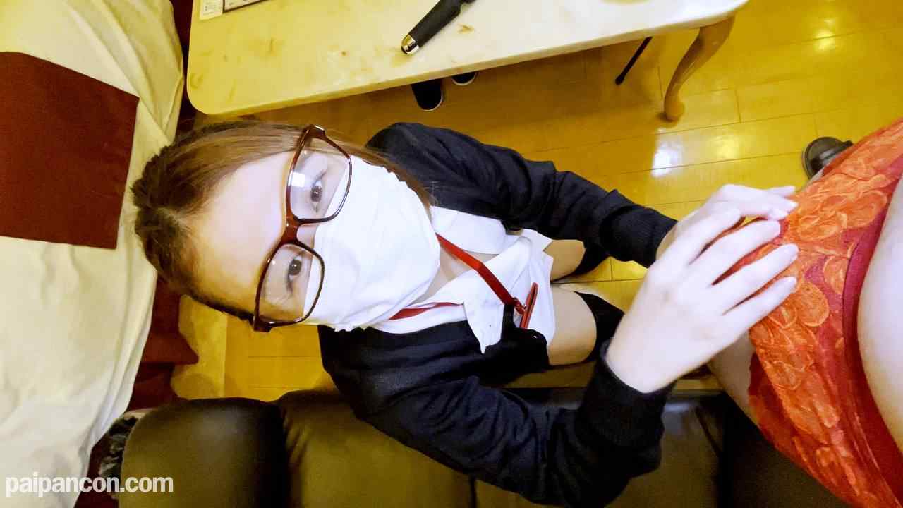 FC2-PPV-4055544 - 【顔出し】無付。ナースを次々にハメていく！今回は人妻看護師長！無洗ギンギン肉棒に貪りつく性欲爆発熟女に生ハメ中出し！※レビュー特典「もろ」付 thumbnail_1.jpg