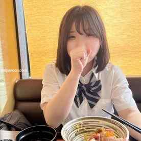 FC2-PPV-4536728 - 【初撮影・顔出し】大人しめGパイちゃんと、制服生中出しえっち。ベッドの上ではめっちゃいい顔で気持ちよくなっててギャップにエロすぎ発射。 cover.jpg