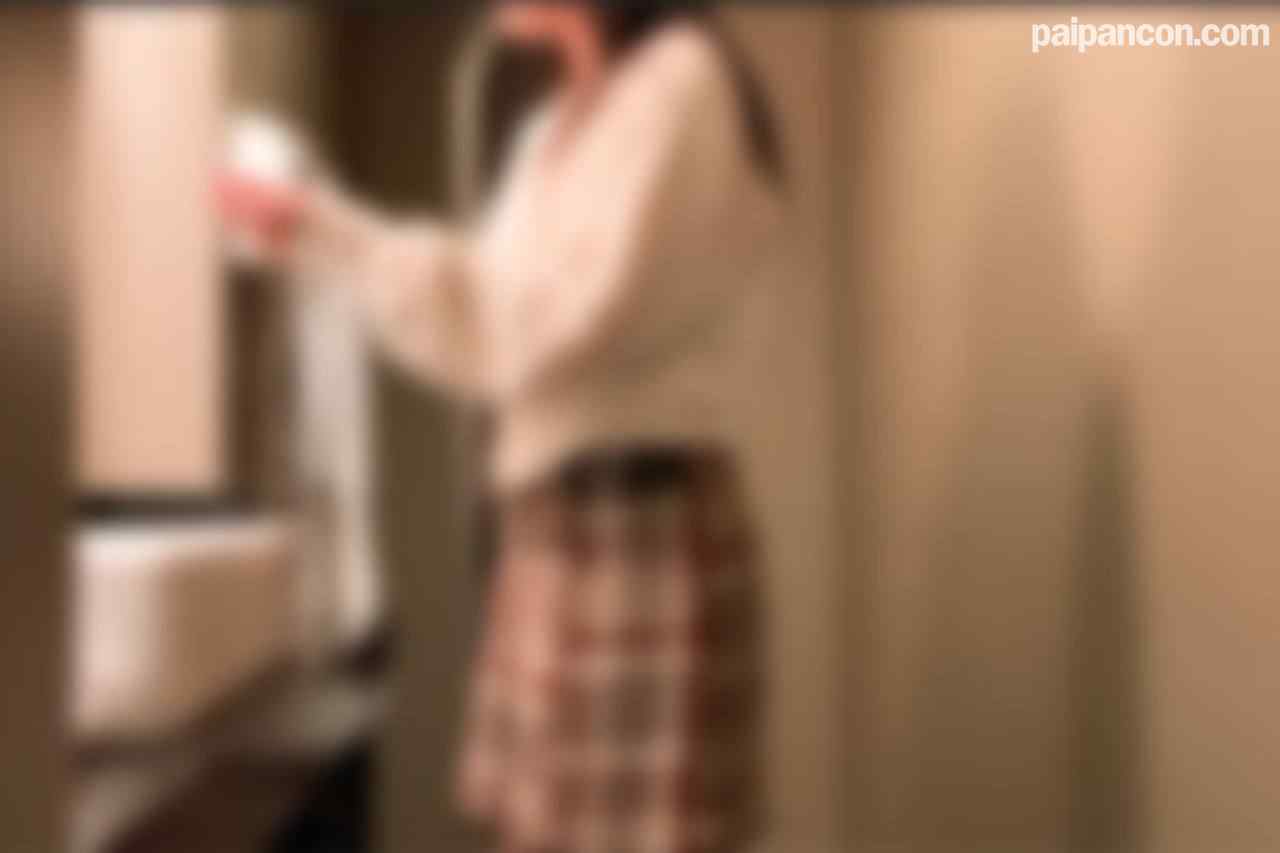 FC2-PPV-4586616 - ※1/1まで70％OFF※【素人個撮】【フェラ抜き】スマホを落としただけなのに--顔面偏差値ぶっちぎりの美貌 thumbnail_0.jpg