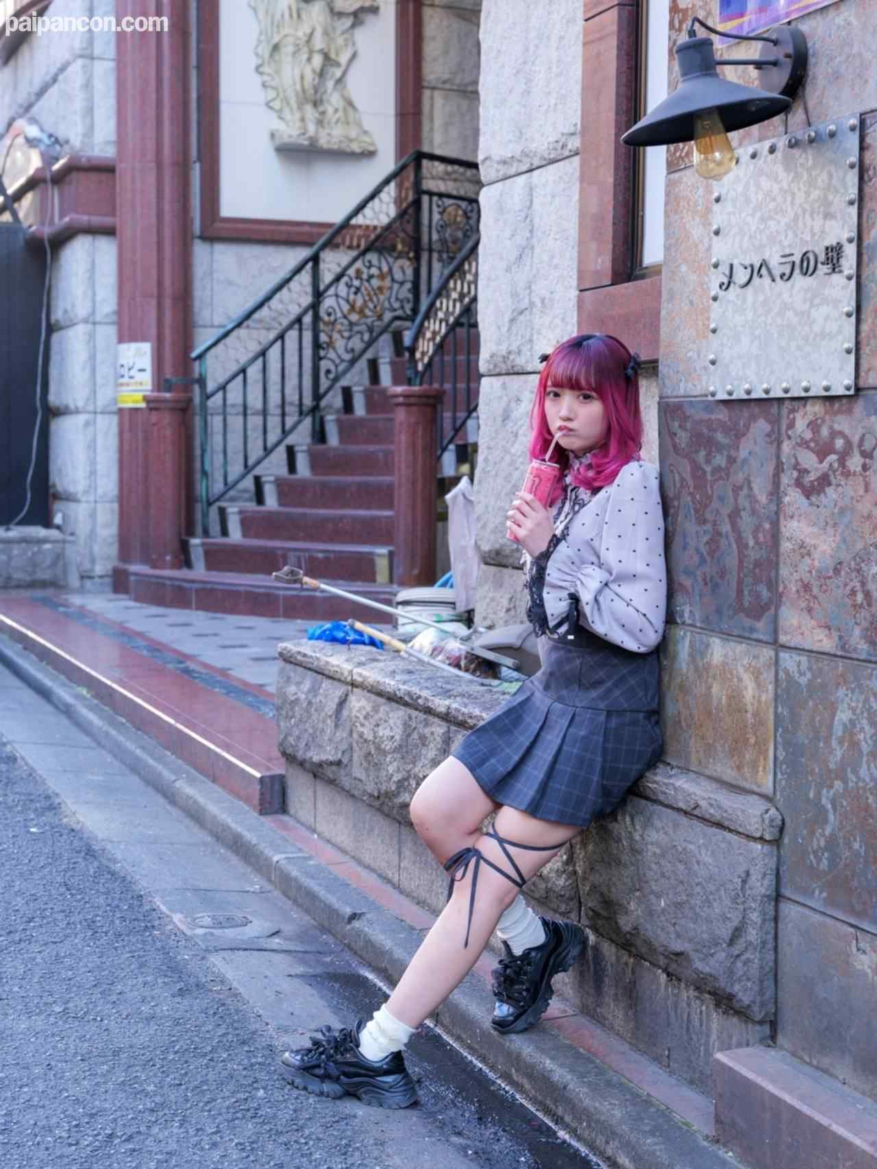 FC2-PPV-4595367 - フォロワー万超え現職アイドルこのみちゃん★初めてのハメ撮り♡絶叫系淫語連発で膣内射精 thumbnail_4.jpg