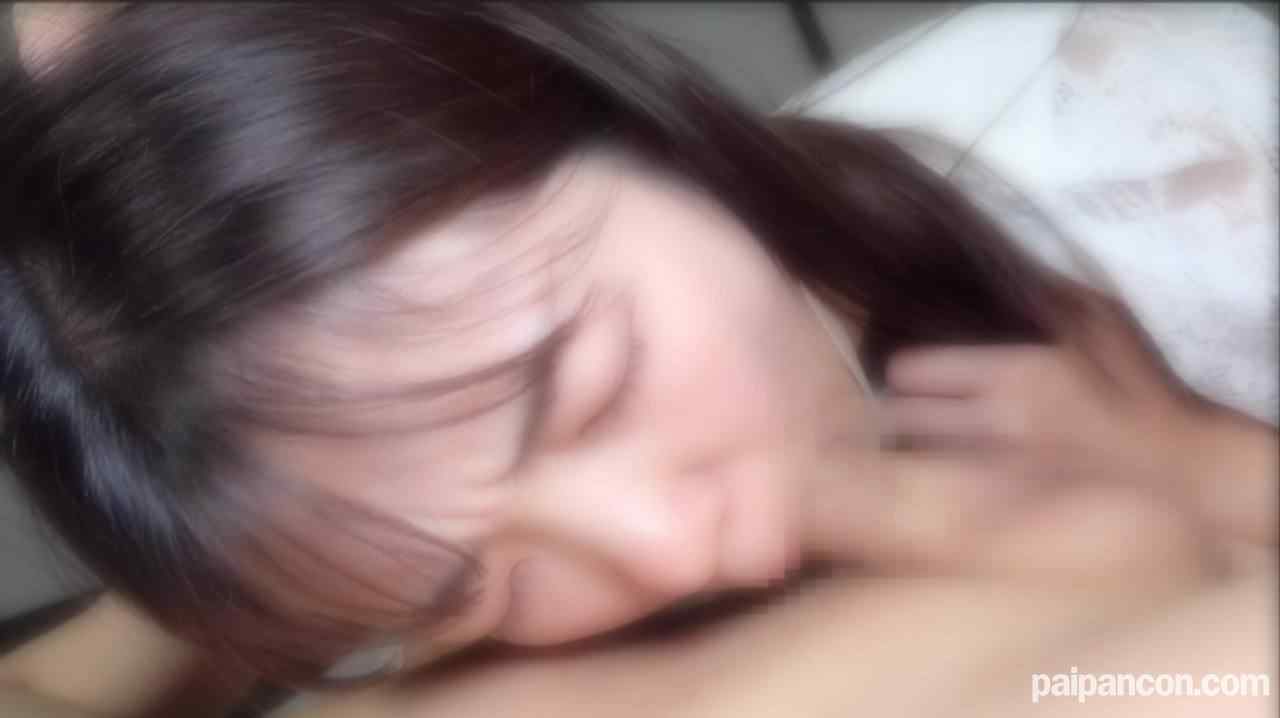 FC2-PPV-4765812 - 初撮り幸薄おんな！【無】【中出し】彼氏持ち幸薄オナホはイラマで涙目に。敏感な体とドM気質でアソコは濡れまくり。たっぷり中出ししてシャワー。※特典あり thumbnail_5.jpg