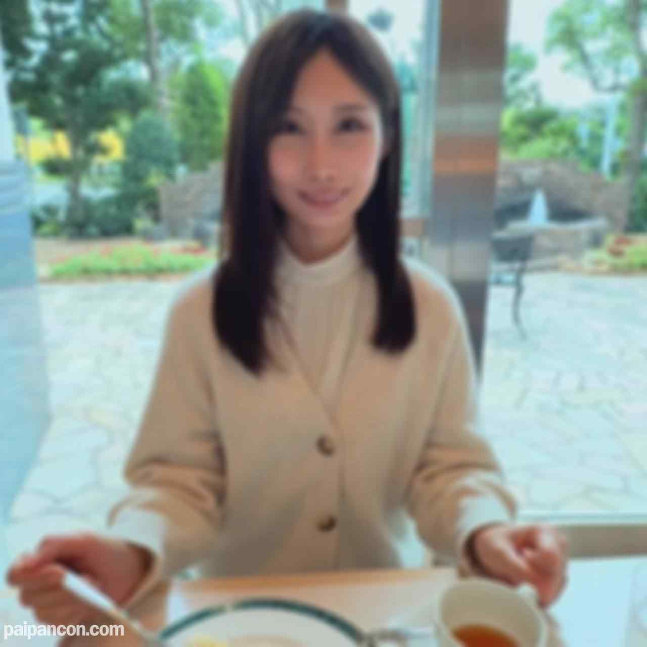 FC2-PPV-4833973 - 上品な美人奥様、実は旦那とハメ撮りするのが趣味。他の人にもハメ撮りされてみたいということで旦那も了承の上、中出しハメ撮り。 thumbnail_0.jpg